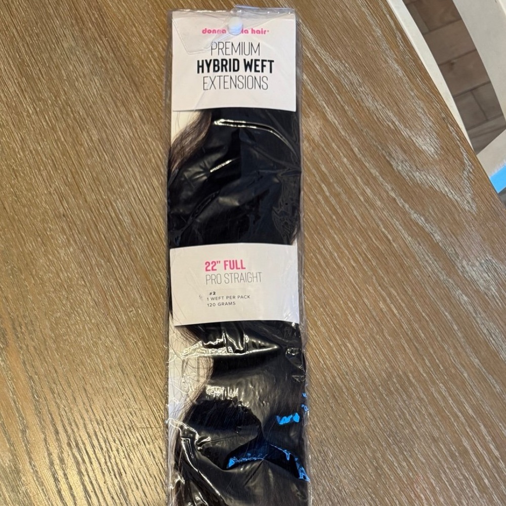 Donna Bella Hybrid Weft Extensions 22inch